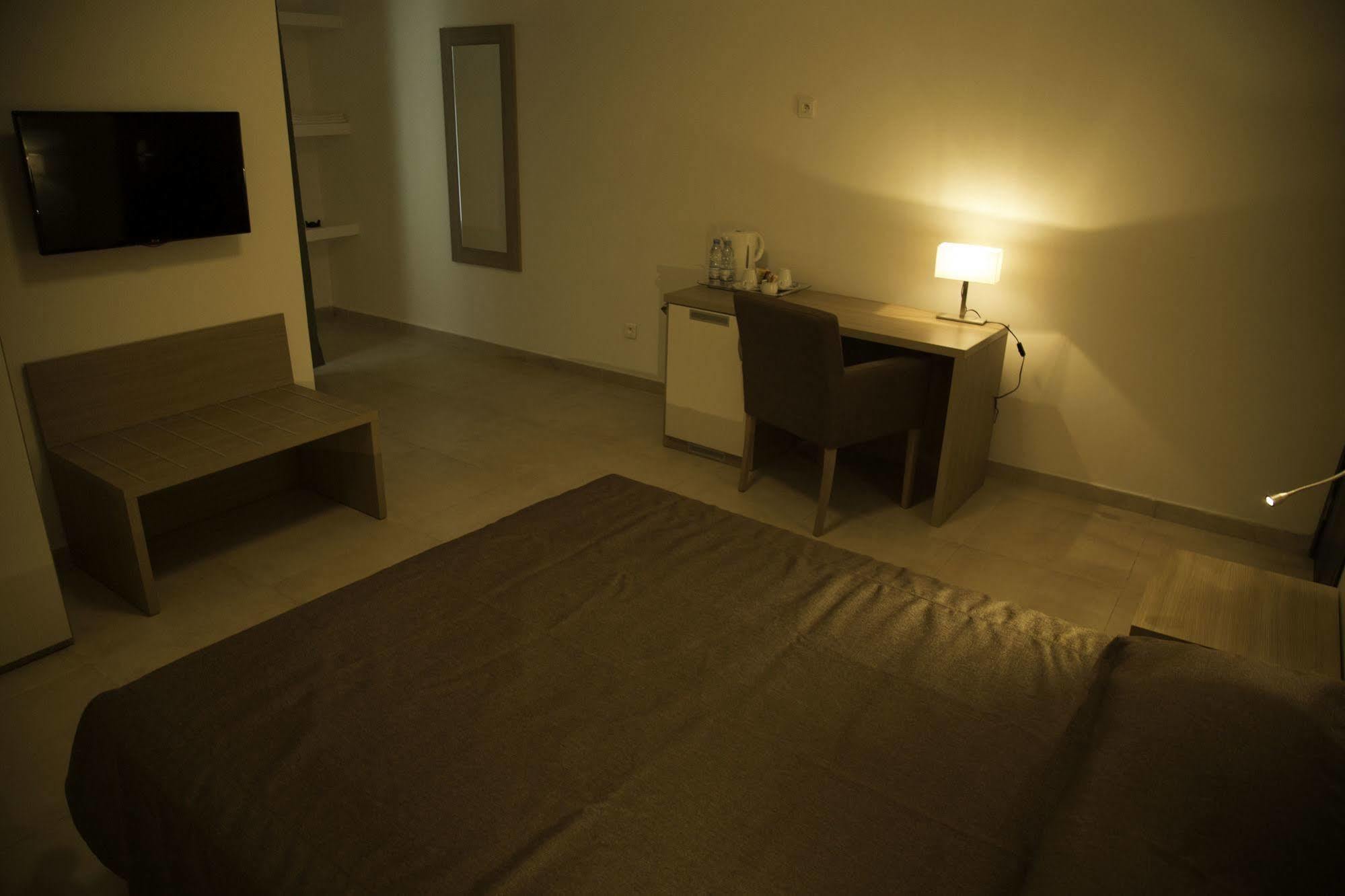 Residence Achenbach Abidjan Eksteriør billede